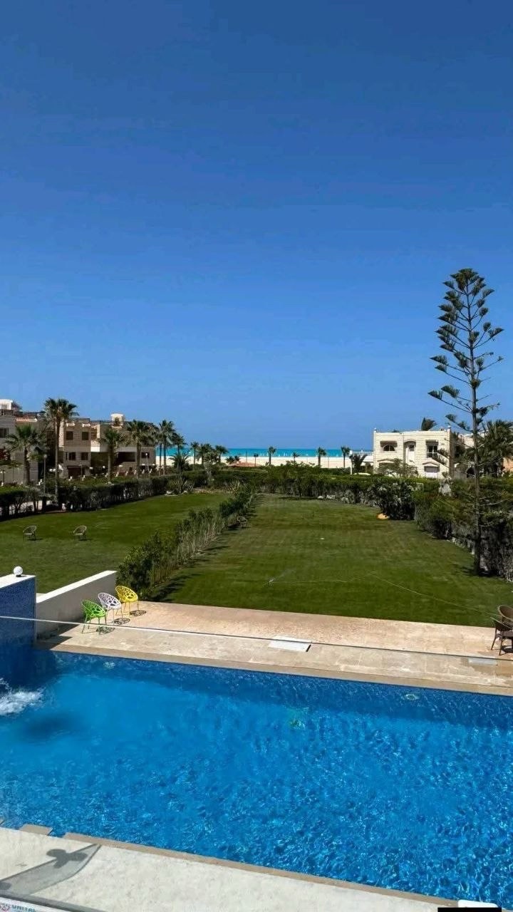A luxury villa directly on the sea marina 5