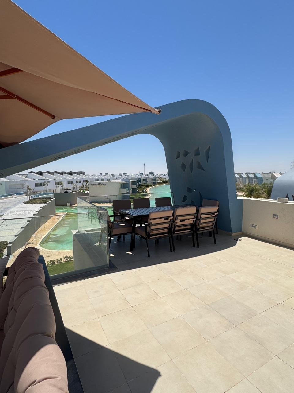 Stunning lagoon view penthouse in fouka bay