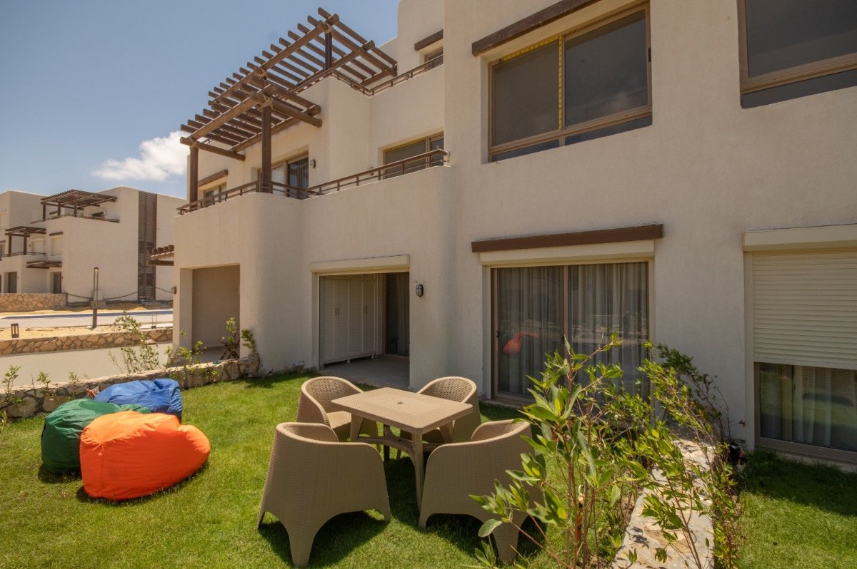 Premium 2 bedroom chalet with 2 private garden photo 2