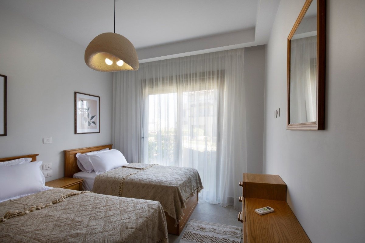 Premium 2 bedroom chalet with 2 private garden photo 3