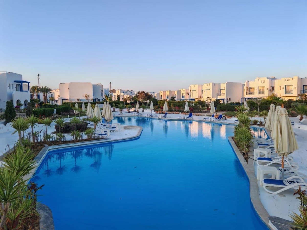 3 Master Bedrooms Villa For Families only
