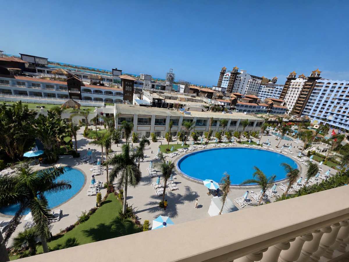 For rent in Porto Marina, a two-bedroom chalet with a sea view.
