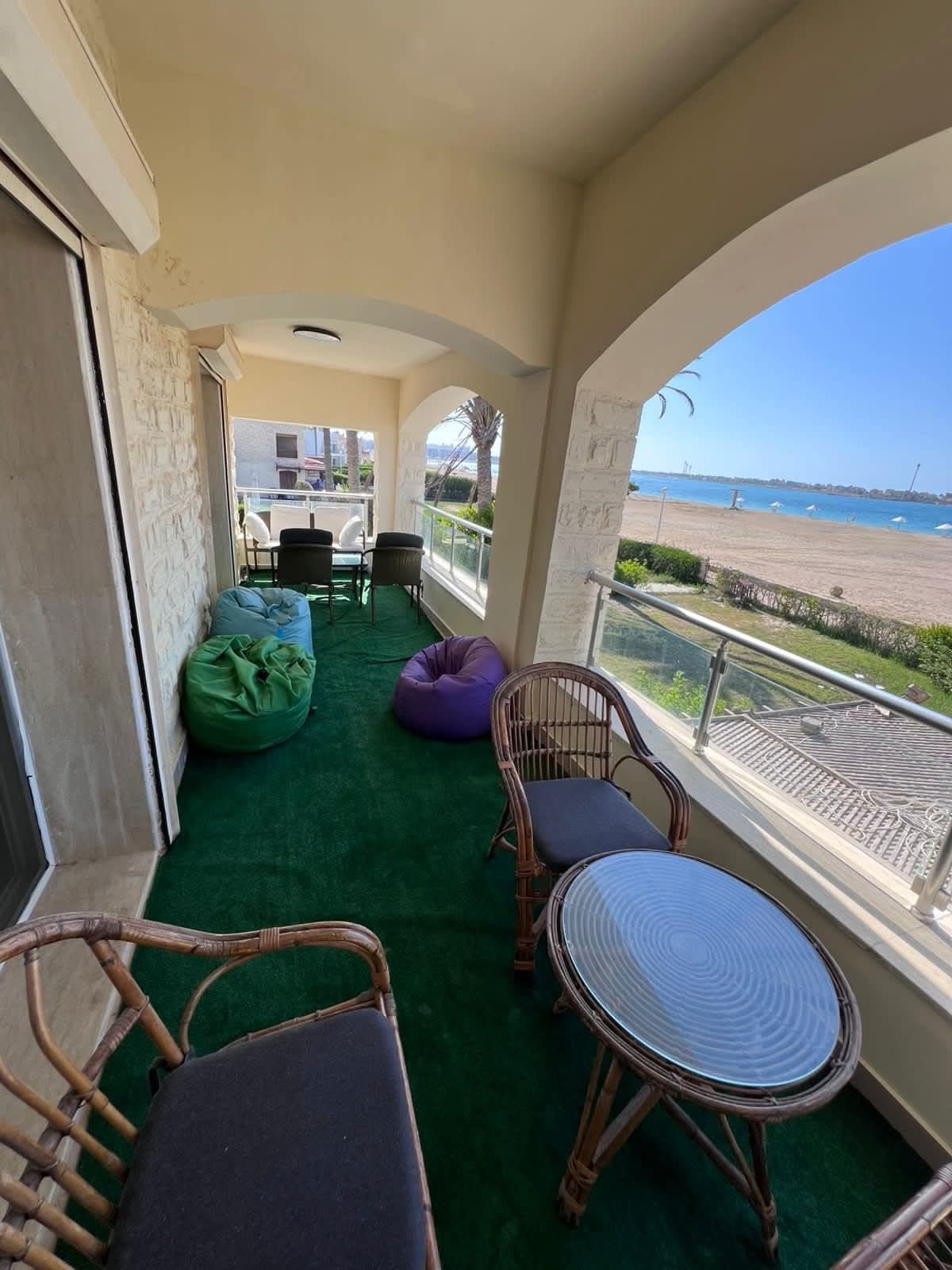 Marina 2 first row sea 5 bed-4bath